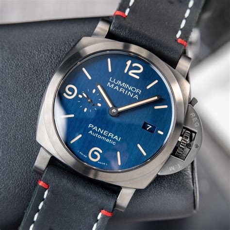 pam 1110 panerai|panerai luminor marina blue dial.